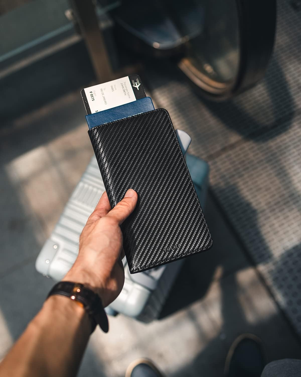 VULKIT Passport Holder Wallet RFID Blocking Travel Wallet for Men & Women